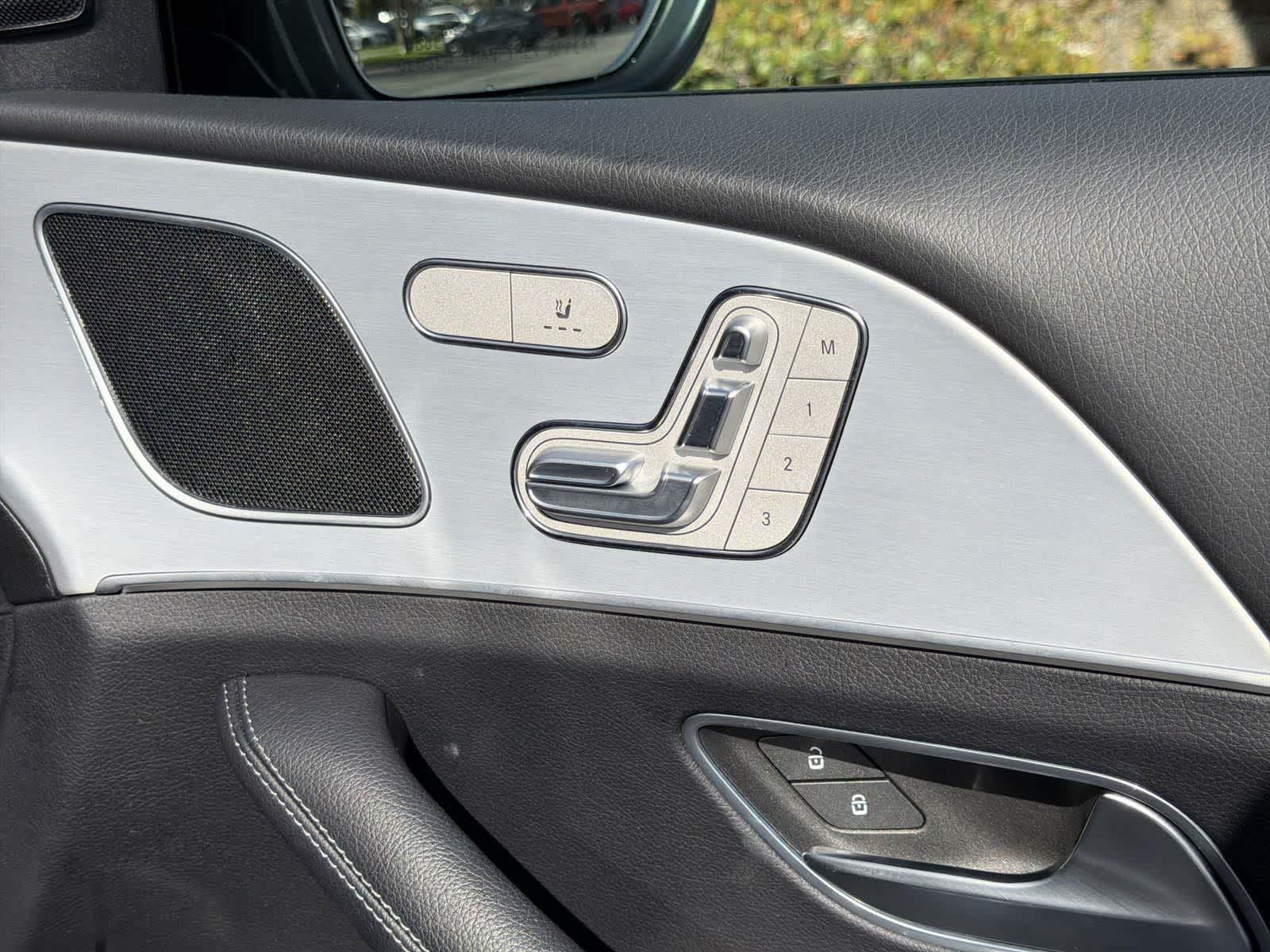 Thumbnail: 2024 Mercedes-Benz GLE - 36