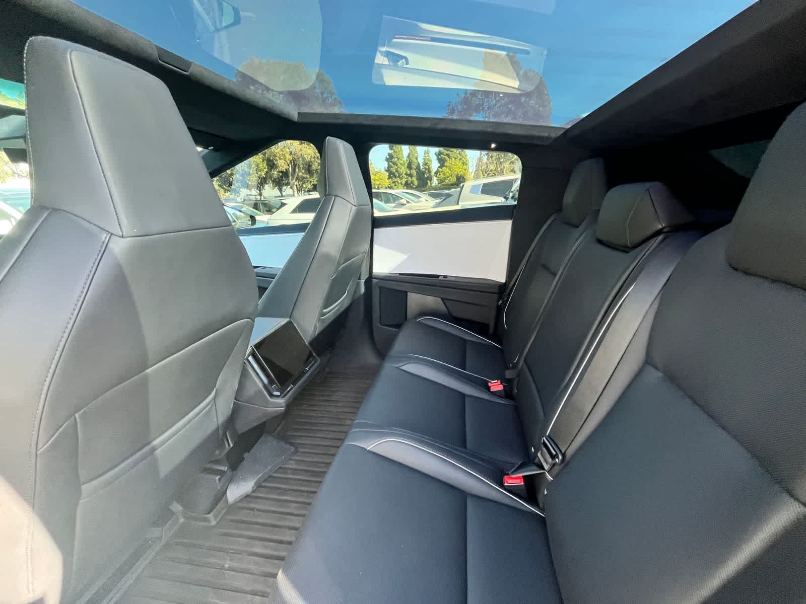 Thumbnail: 2024 Tesla Cybertruck - 5