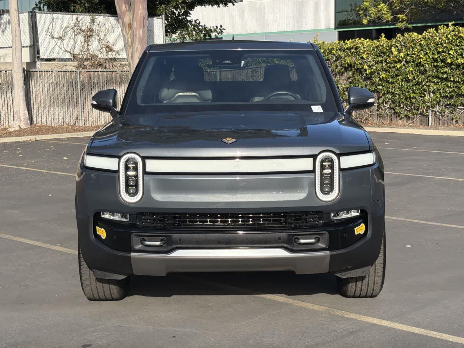 Used 2022 Rivian R1T Adventure with VIN 7FCTGAAA0NN007265 for sale in Huntington Beach, CA