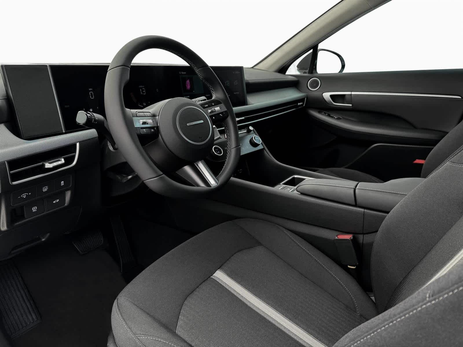 Thumbnail: 2025 Hyundai Sonata - 14