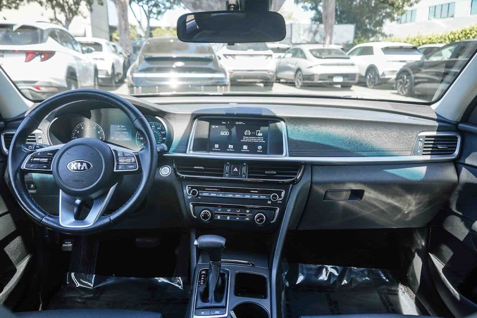 Thumbnail: 2020 Kia Optima - 13