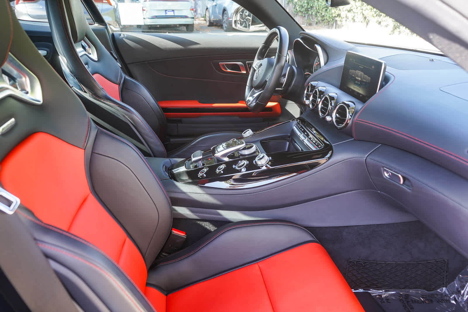 2017 Mercedes-Benz AMG GT Base - Photo 16