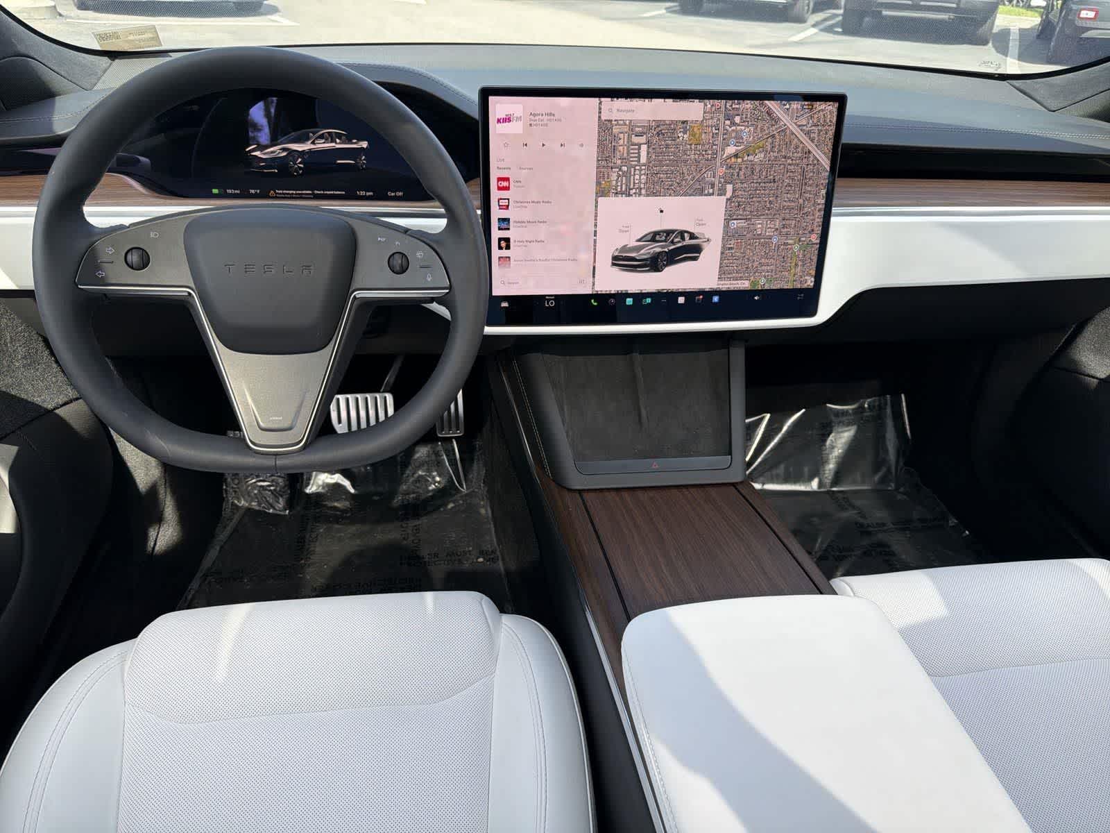 Thumbnail: 2023 Tesla Model S - 11