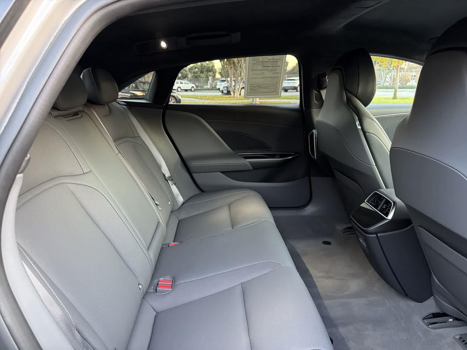 Thumbnail: 2024 Lucid Air - 31