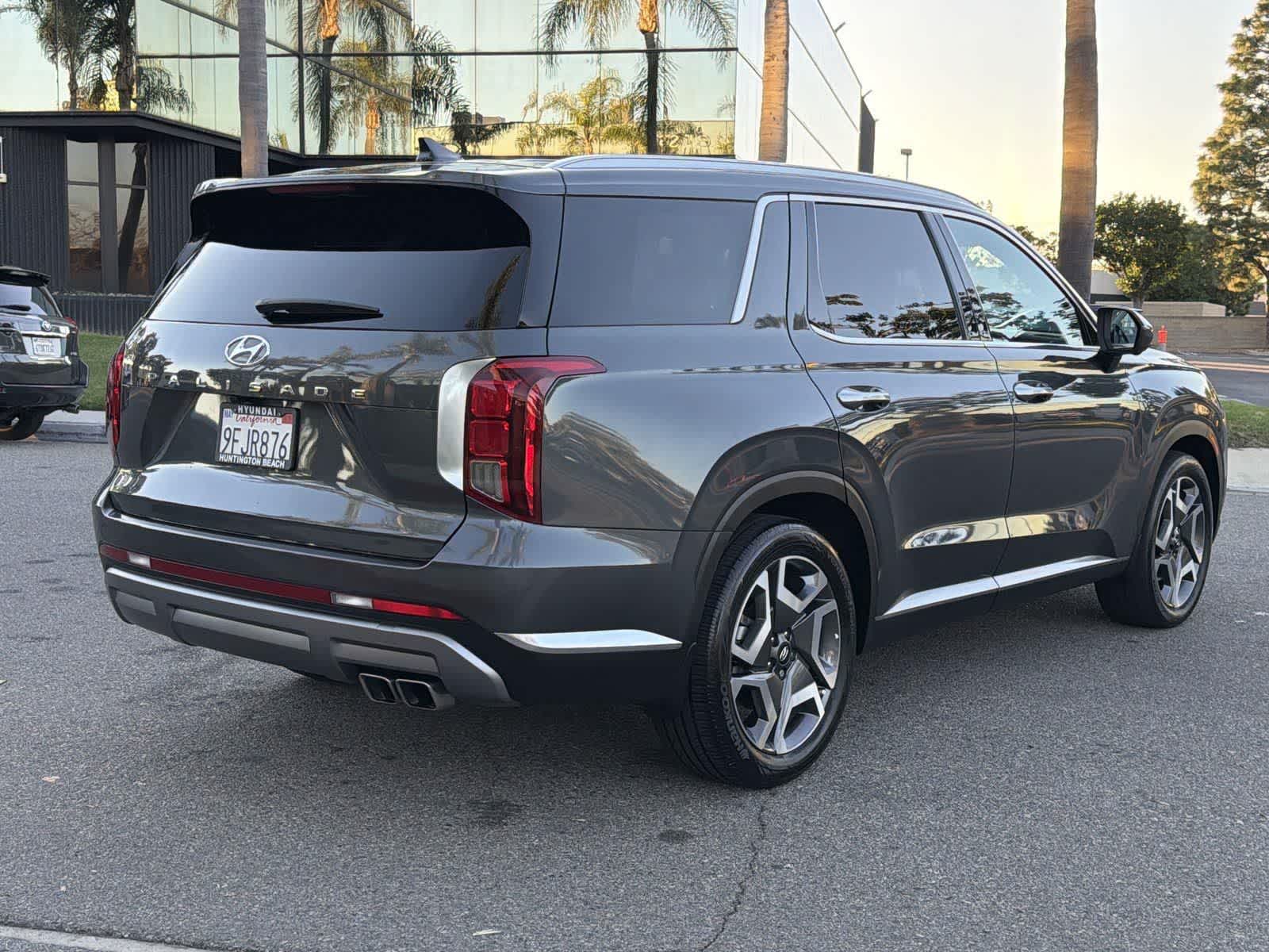 Thumbnail: 2023 Hyundai Palisade - 4