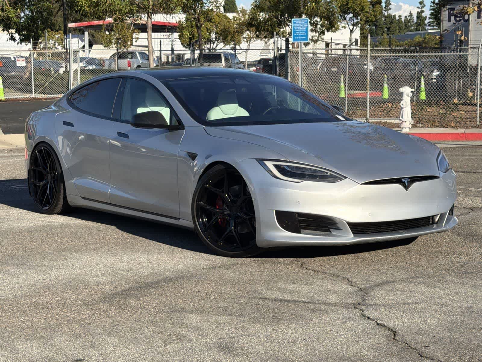 2018 Tesla Model S 75D -
                  Huntington Beach, CA