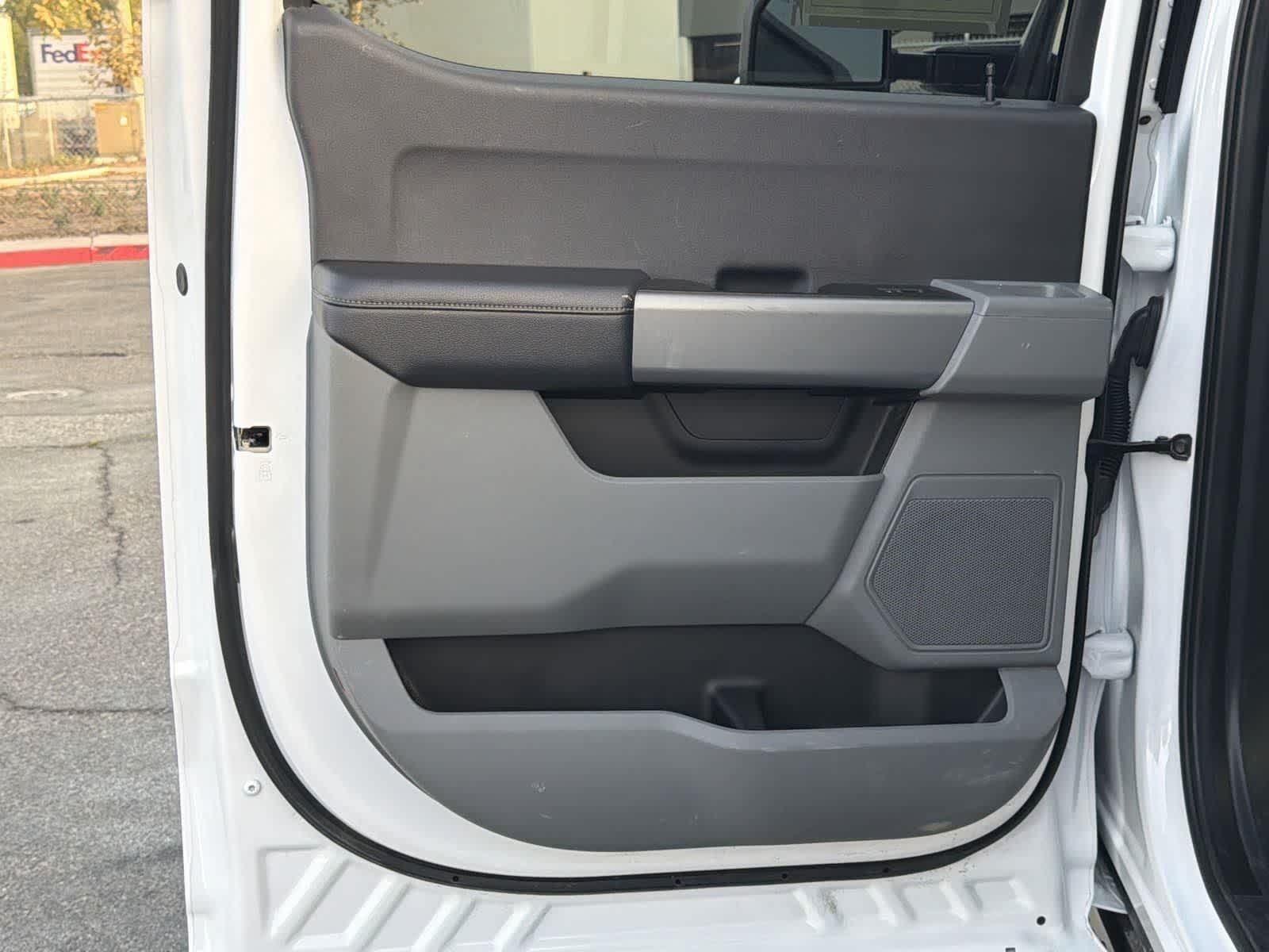 Thumbnail: 2024 Ford Econoline - 26