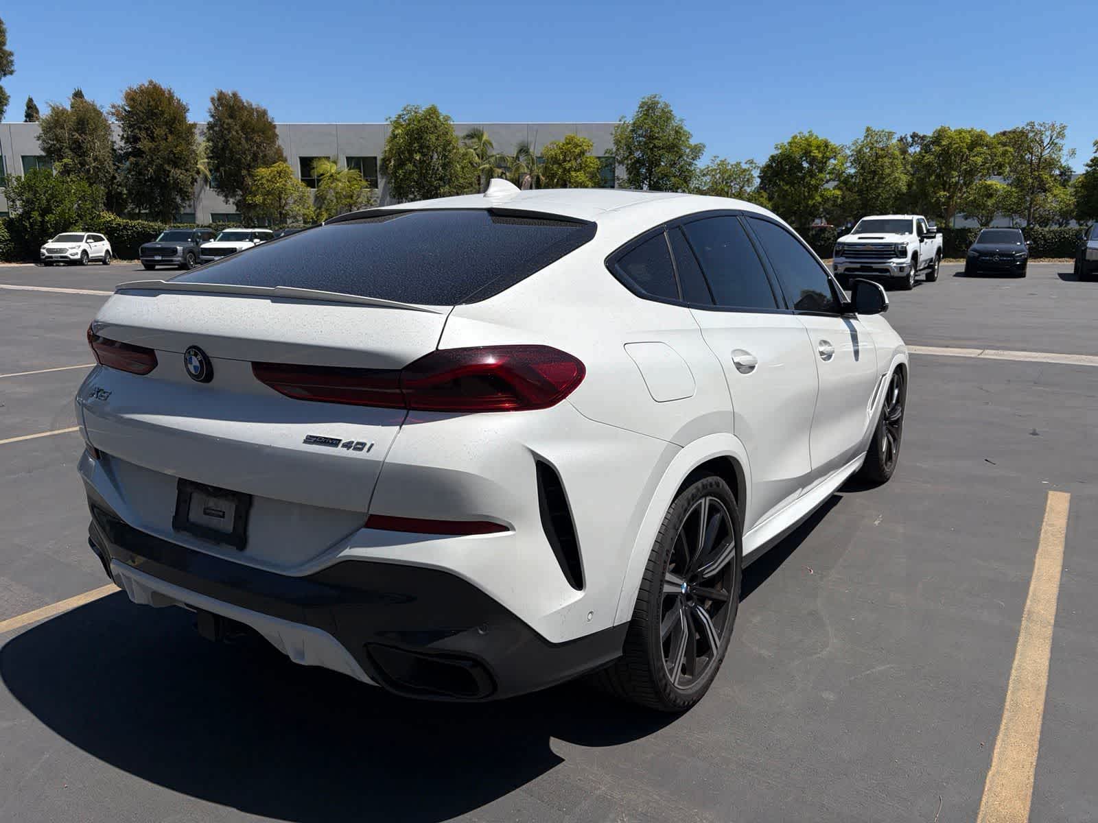 Thumbnail: 2021 BMW X6 - 3