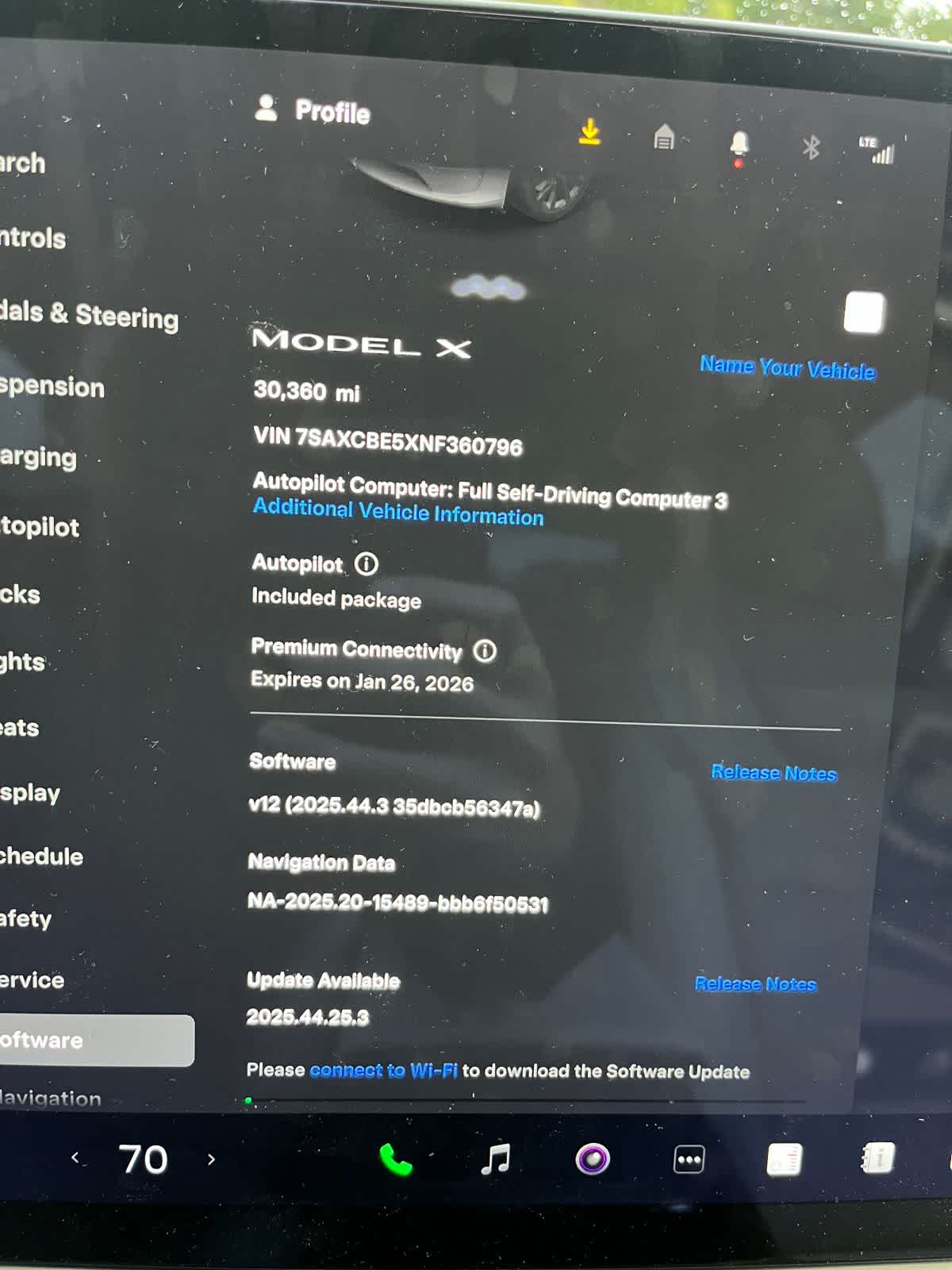 Thumbnail: 2022 Tesla Model X - 9