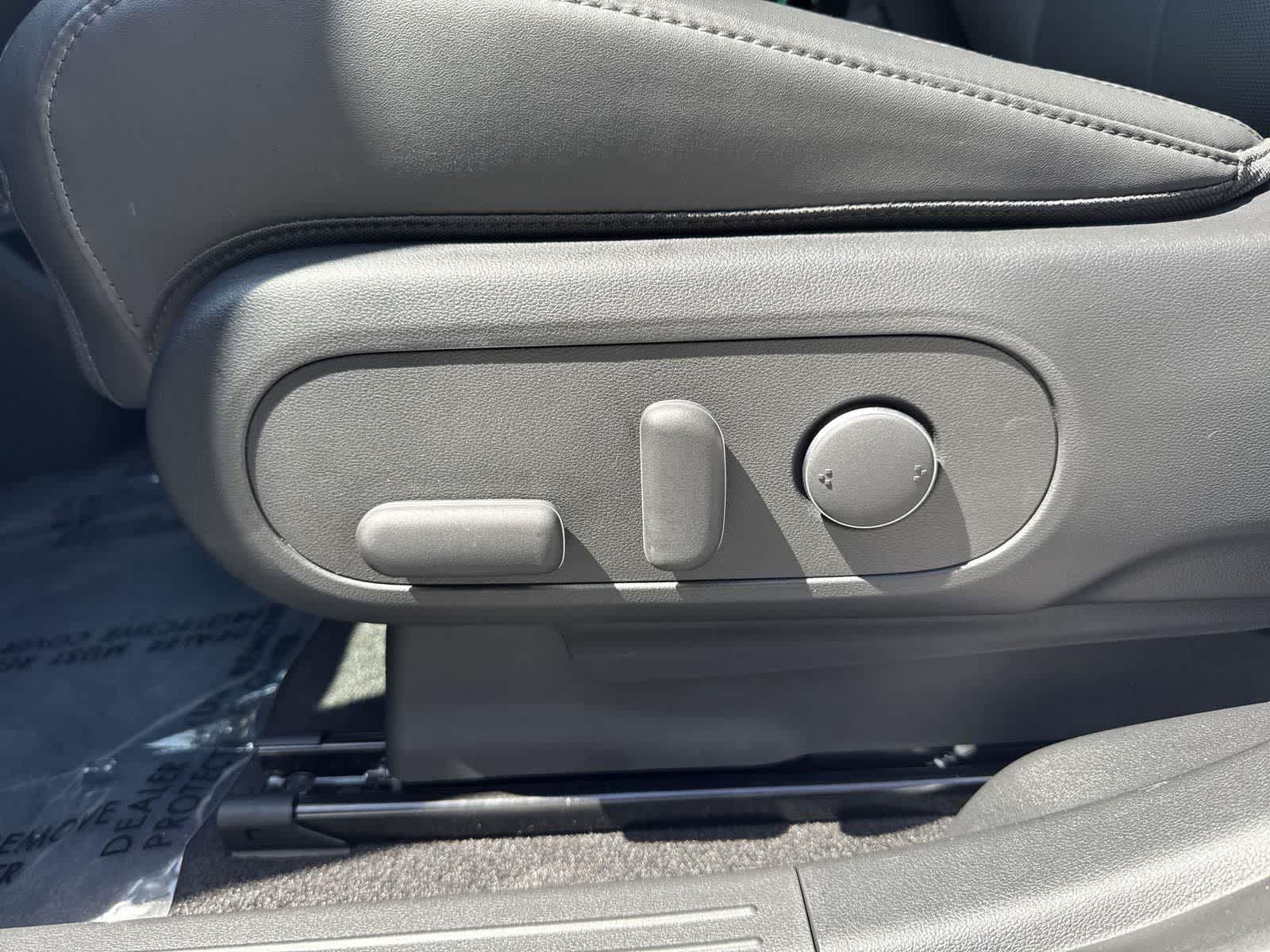 Thumbnail: 2025 Hyundai Ioniq 5 - 25