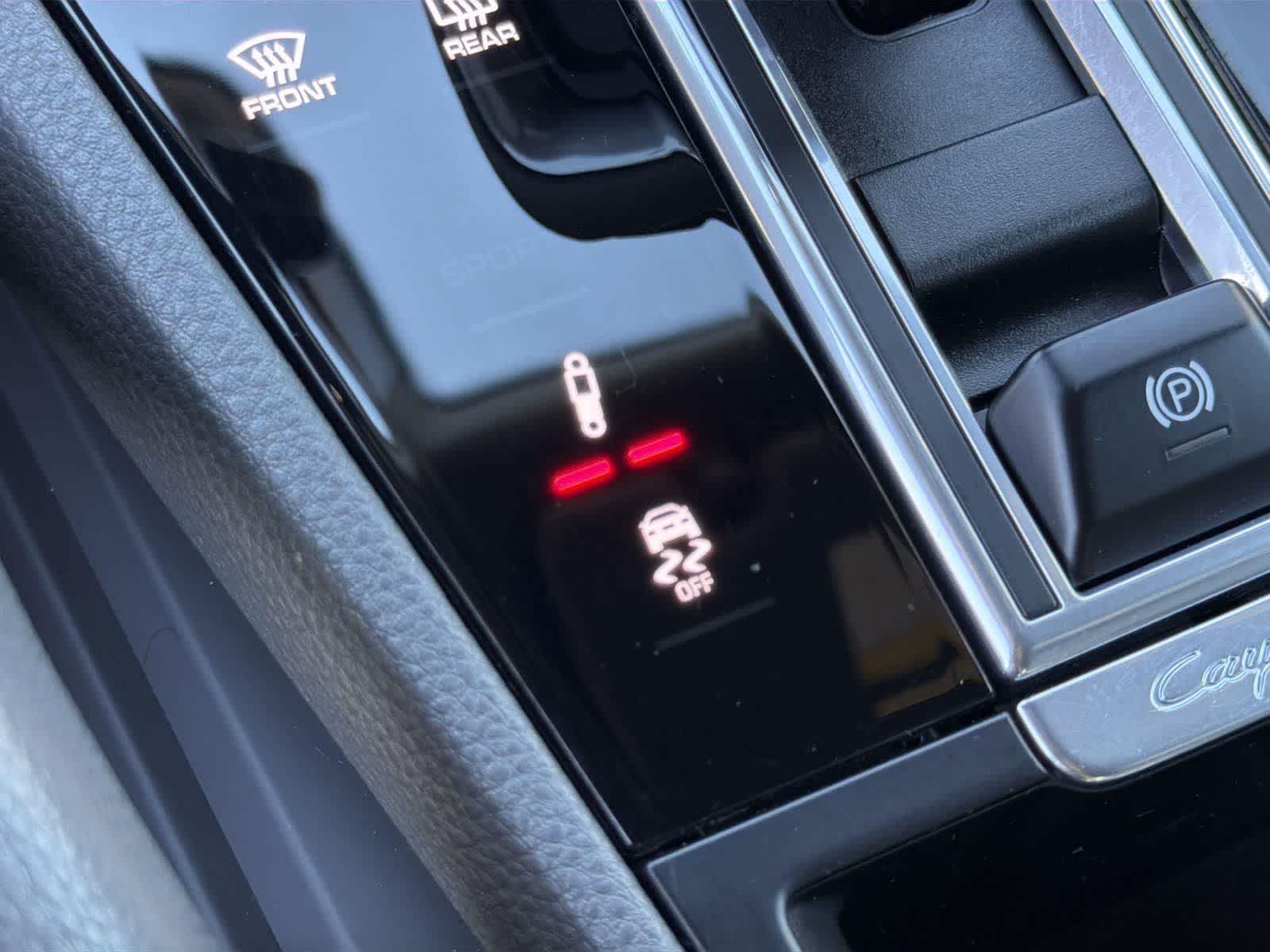 Thumbnail: 2021 Porsche Cayenne - 18