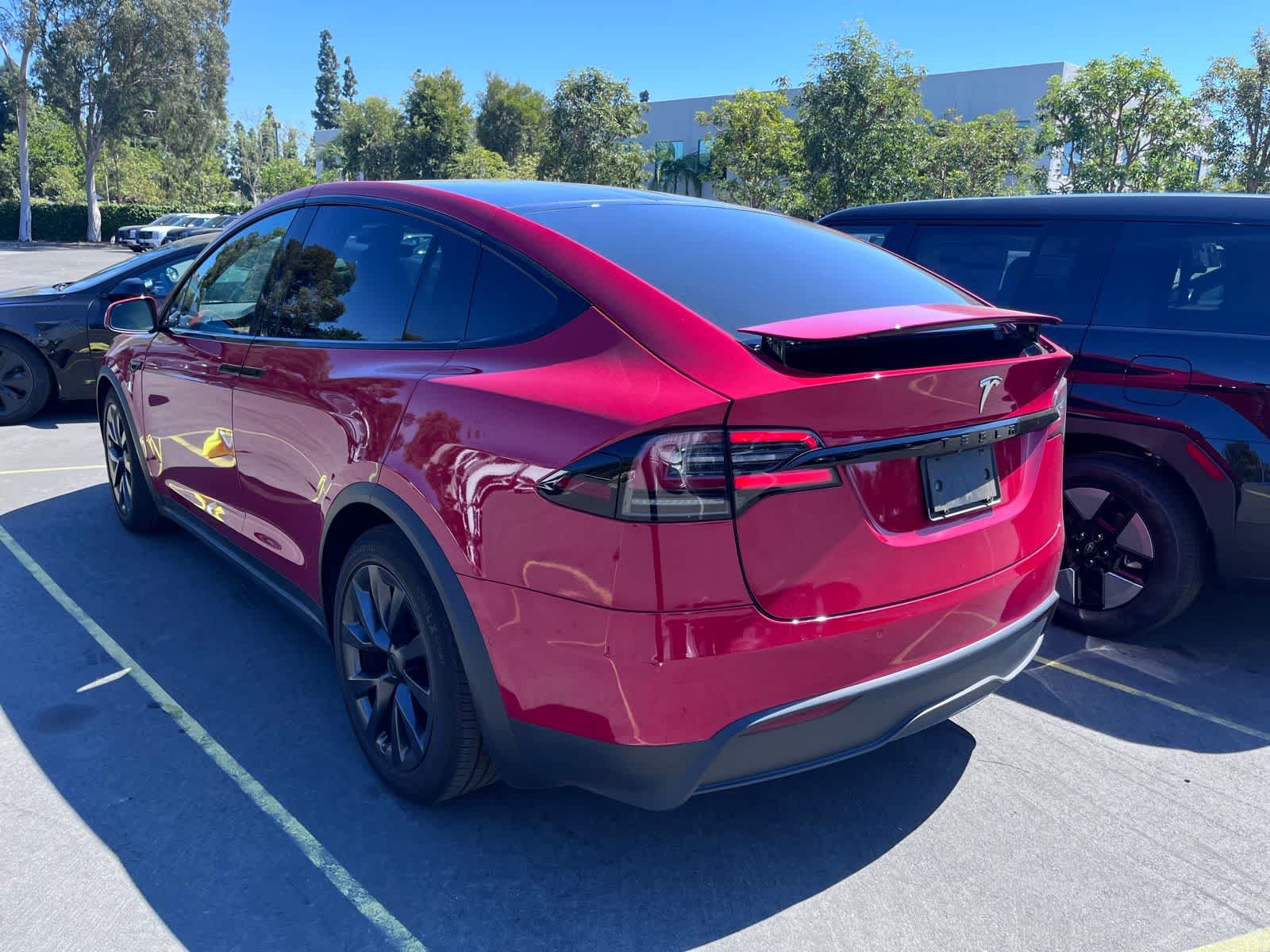 Thumbnail: 2022 Tesla Model X - 4