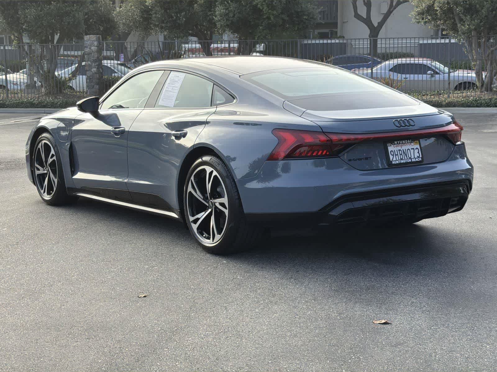 Thumbnail: 2023 Audi e-tron GT - 6