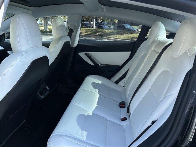 Thumbnail: 2018 Tesla Model 3 - 32