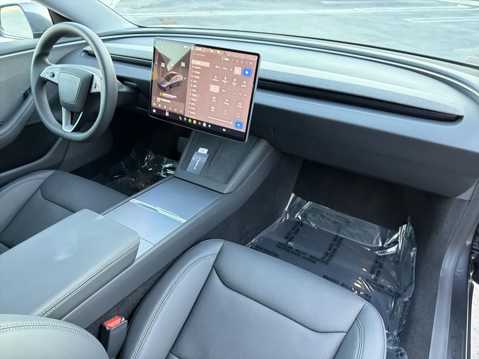 Thumbnail: 2025 Tesla Model 3 - 37