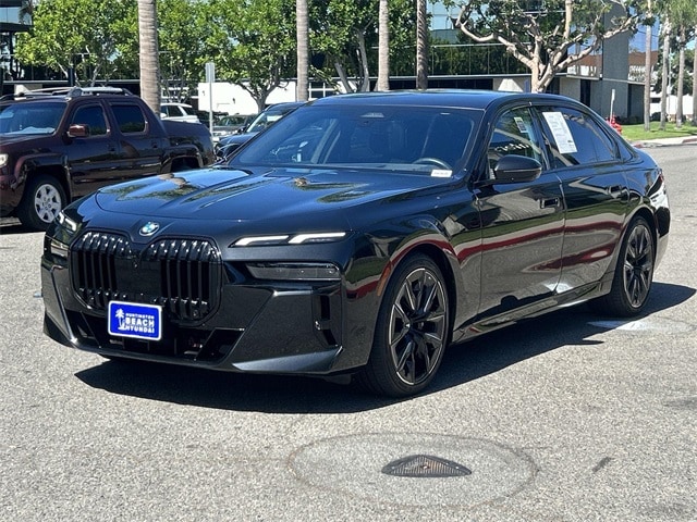 Thumbnail: 2023 BMW 7 Series - 3