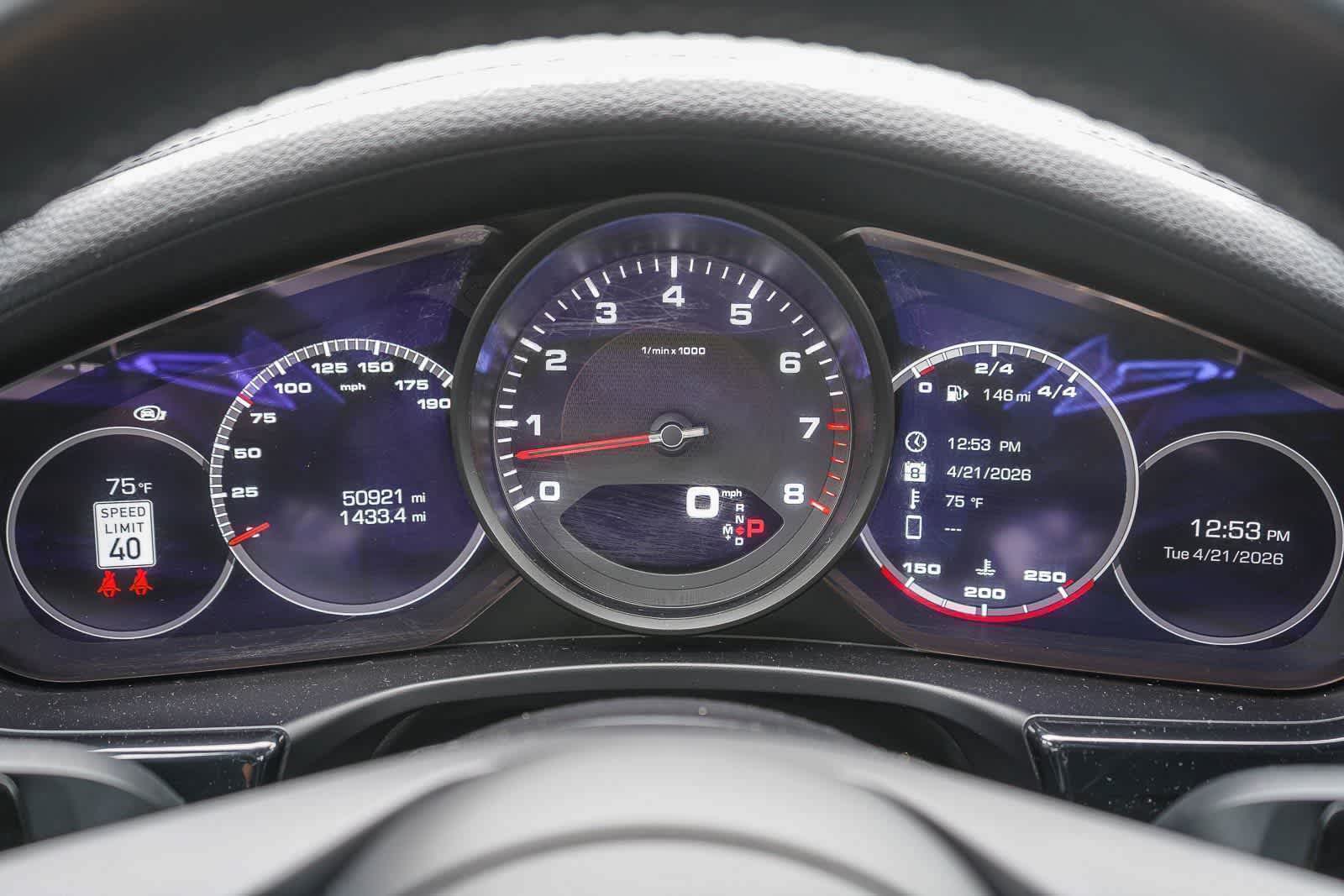 Thumbnail: 2021 Porsche Panamera - 23