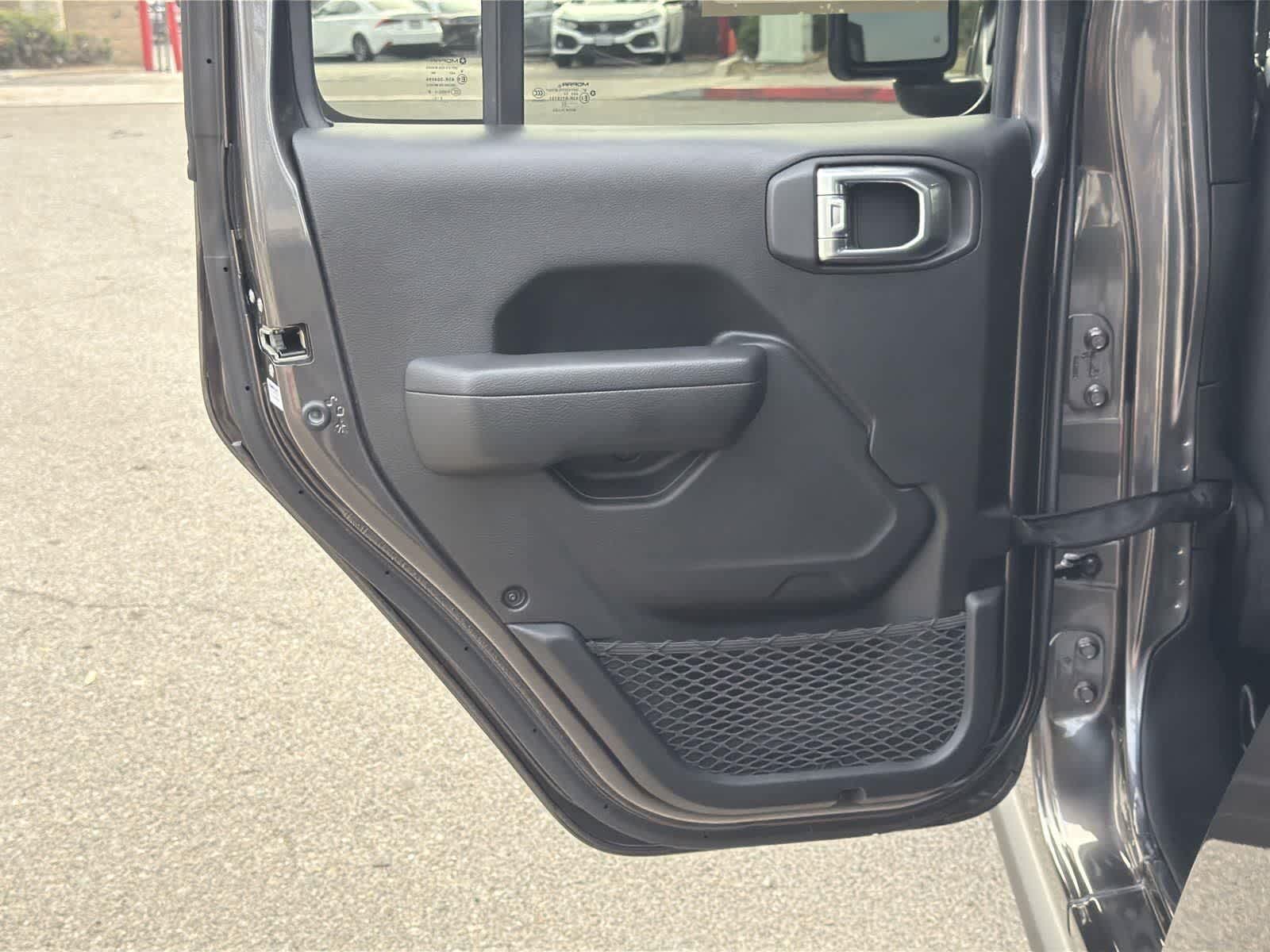 Thumbnail: 2022 Jeep Gladiator - 25