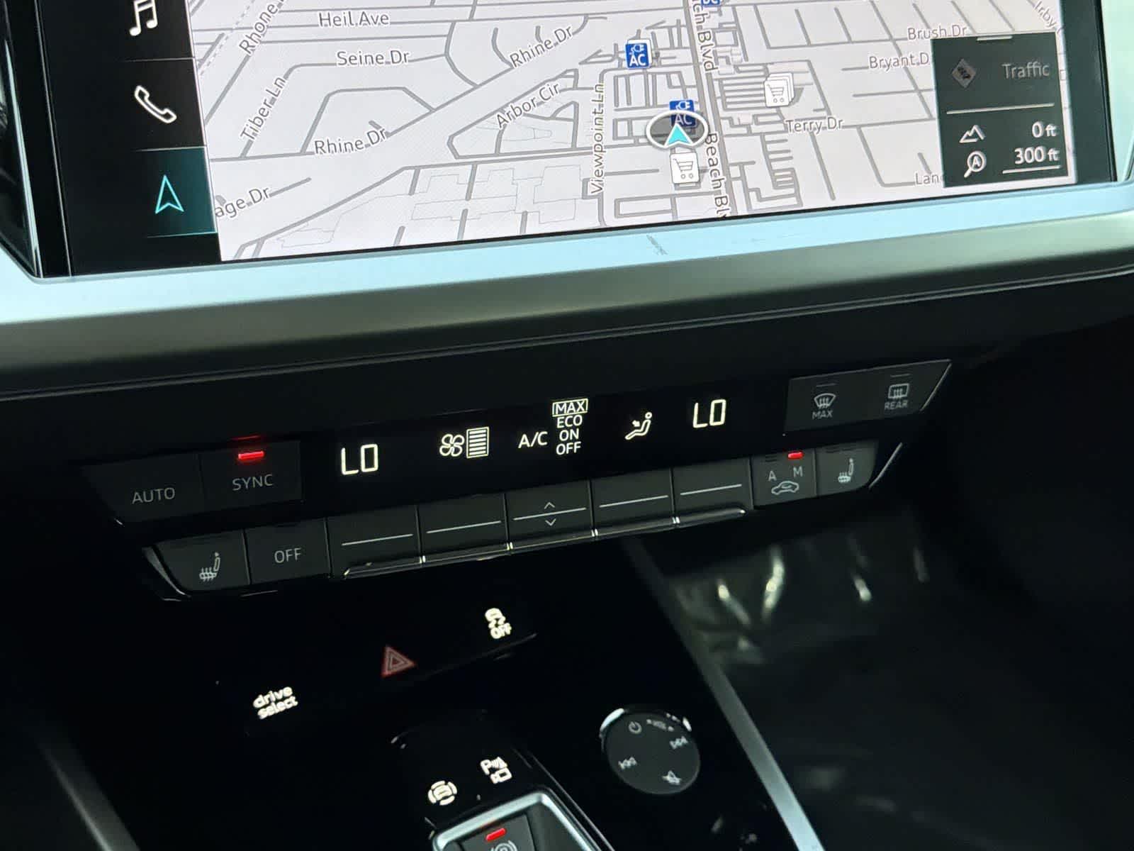 Thumbnail: 2023 Audi Q4 e-tron - 16