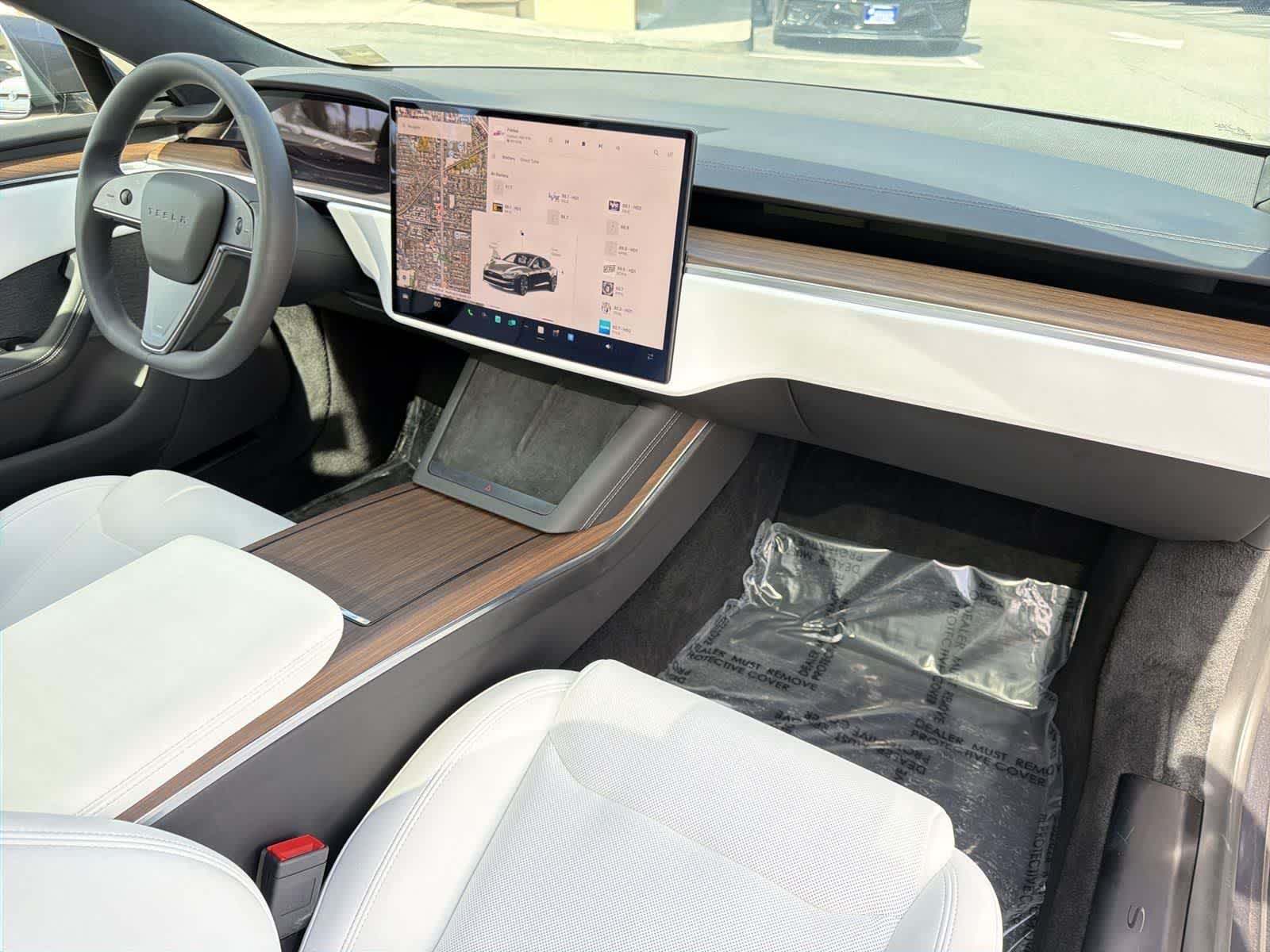 Thumbnail: 2023 Tesla Model S - 38