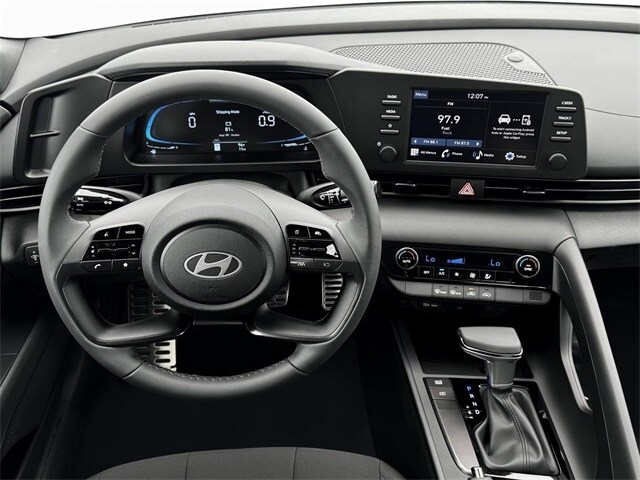 Thumbnail: 2025 Hyundai Elantra - 17