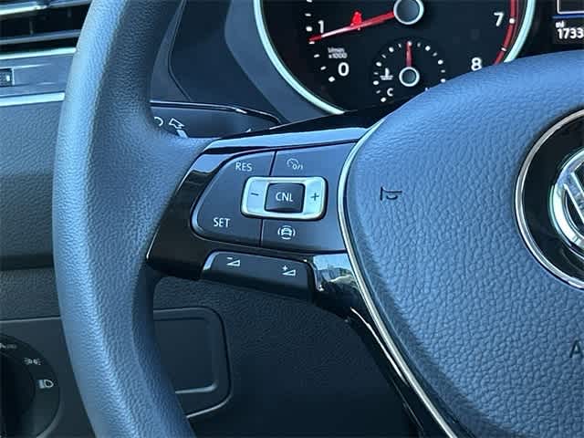 Thumbnail: 2021 Volkswagen Tiguan - 12