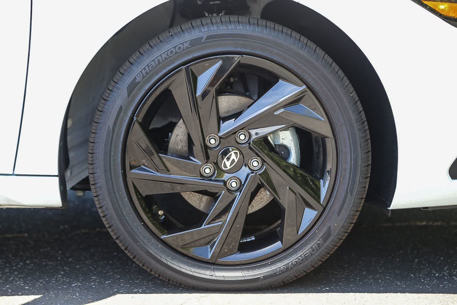 Thumbnail: 2026 Hyundai Elantra - 10