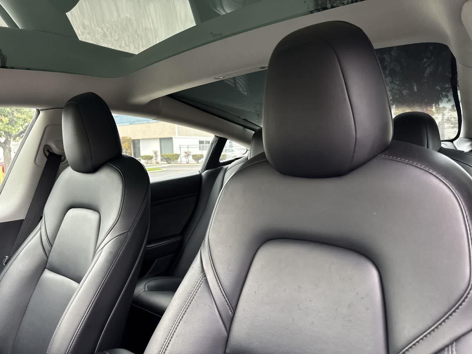 Thumbnail: 2022 Tesla Model 3 - 26