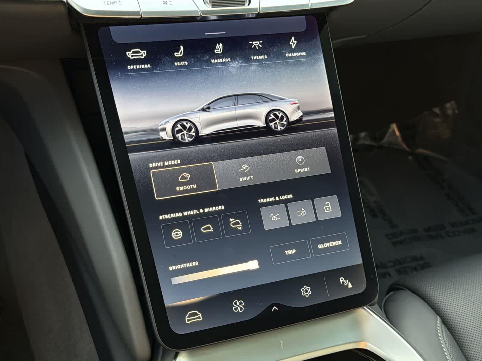 Thumbnail: 2024 Lucid Air - 21