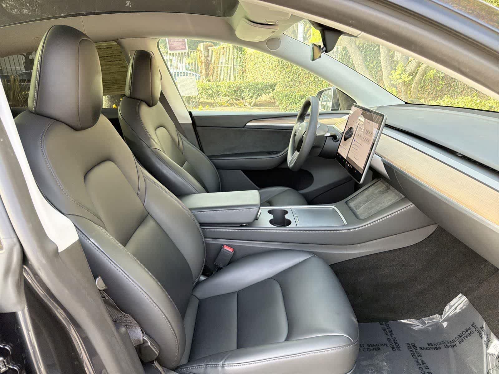 Thumbnail: 2024 Tesla Model Y - 35