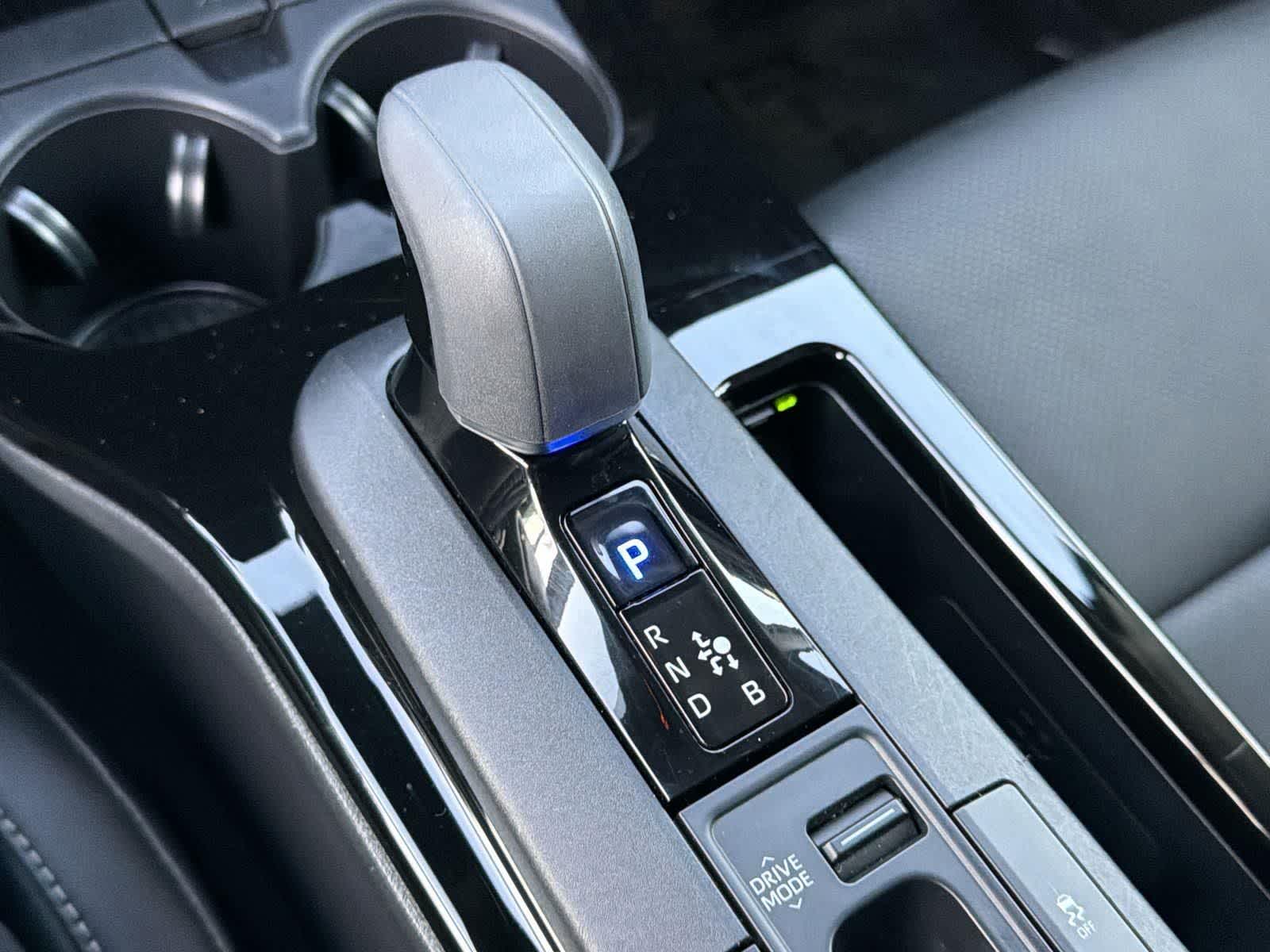 Thumbnail: 2024 Toyota Prius - 17