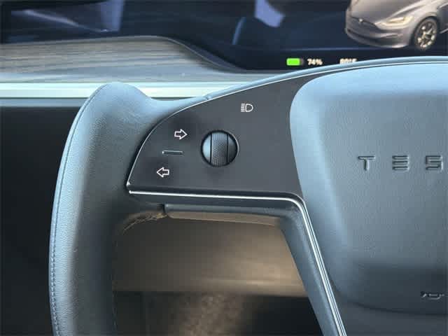 Thumbnail: 2022 Tesla Model X - 12