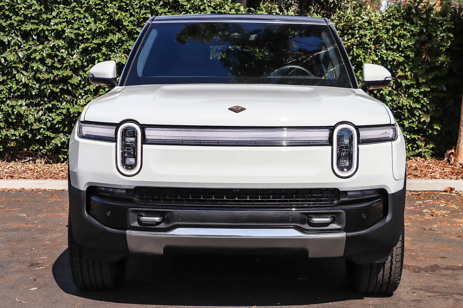 Used 2025 Rivian R1S Adventure with VIN 7PDSGBBA2SN055361 for sale in Huntington Beach, CA