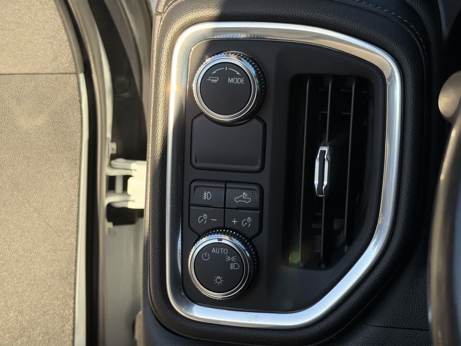 Thumbnail: 2021 GMC Sierra 1500 - 20