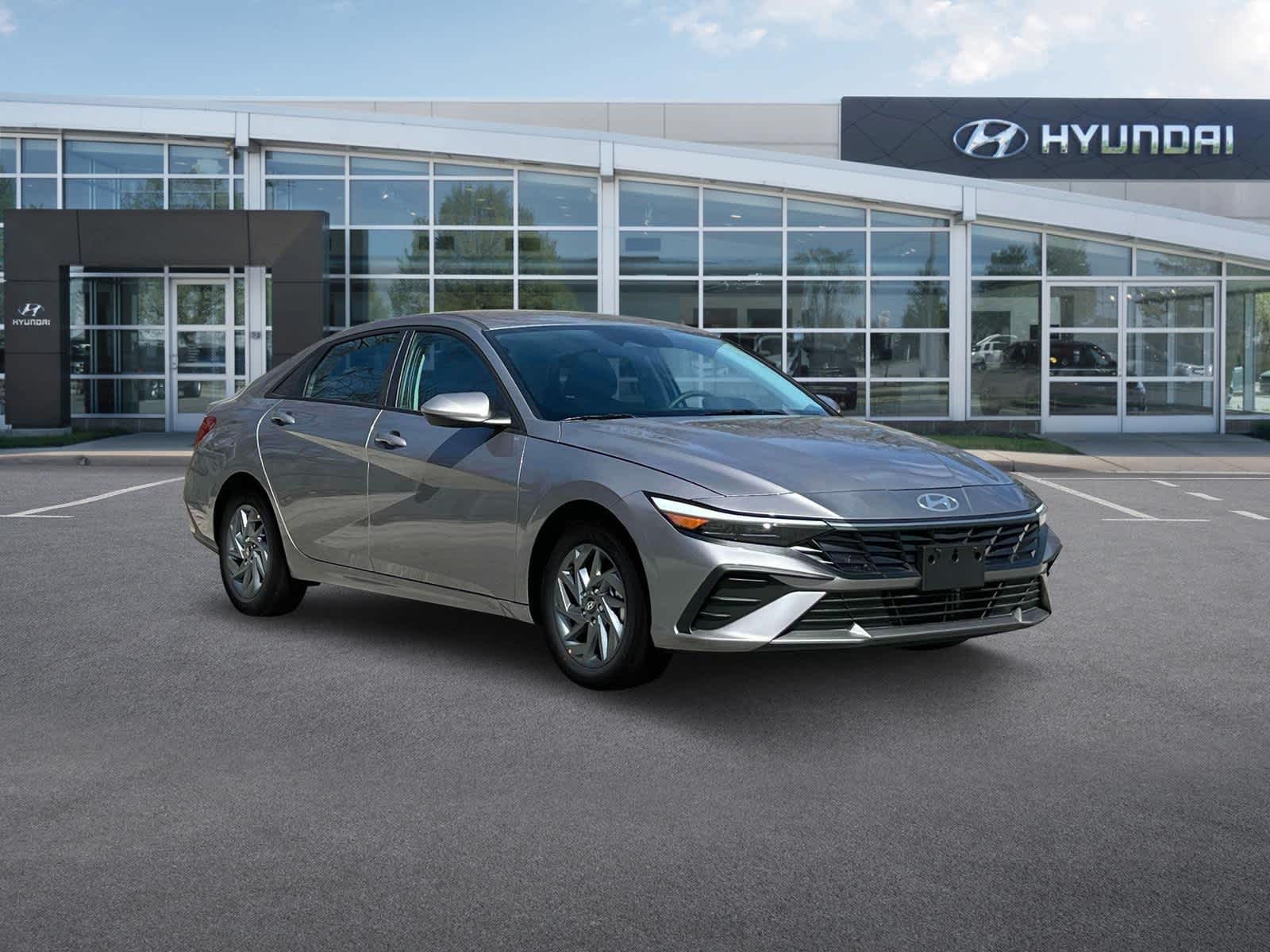 Thumbnail: 2025 Hyundai Elantra - 11