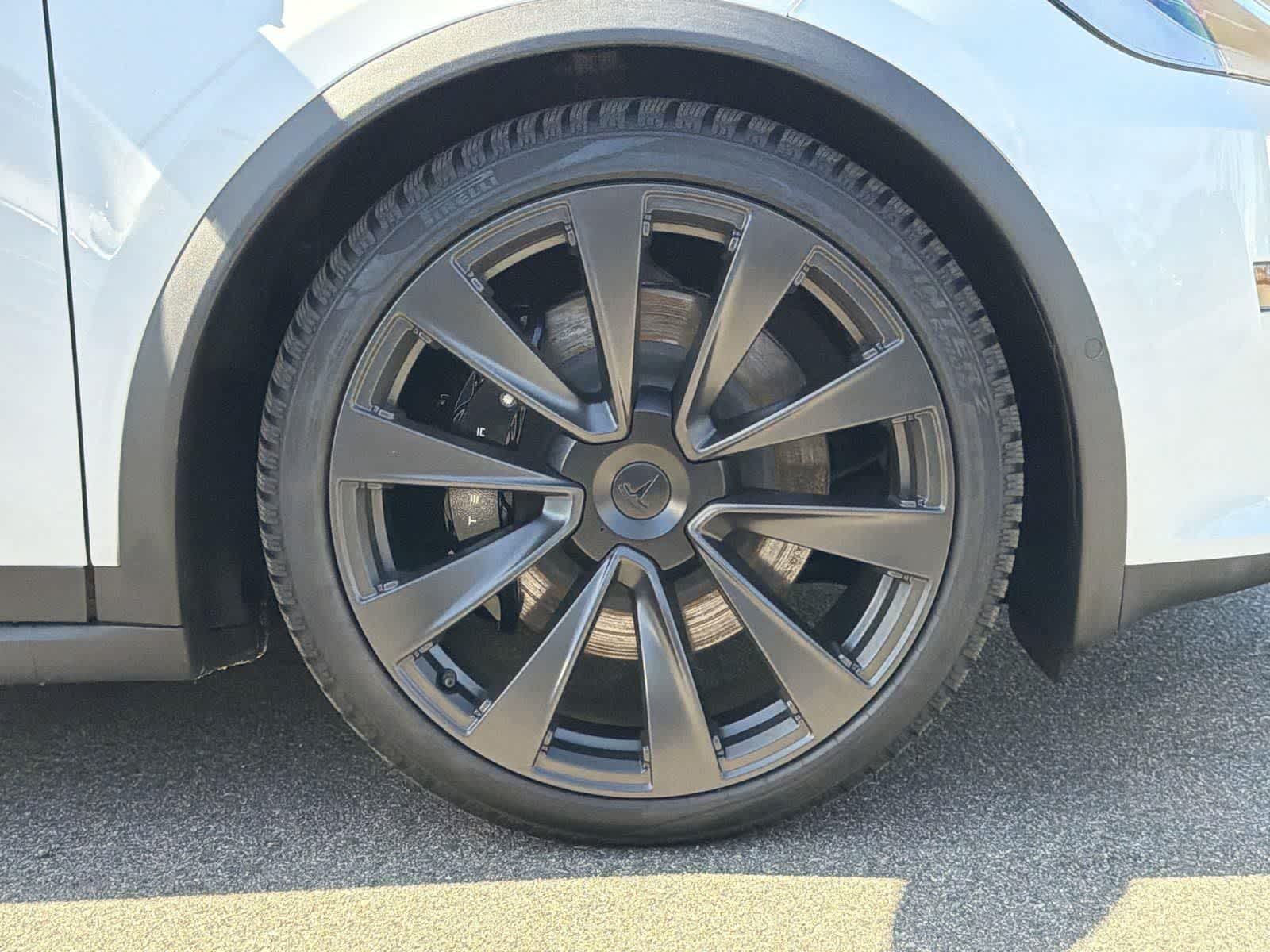 Thumbnail: 2022 Tesla Model X - 38