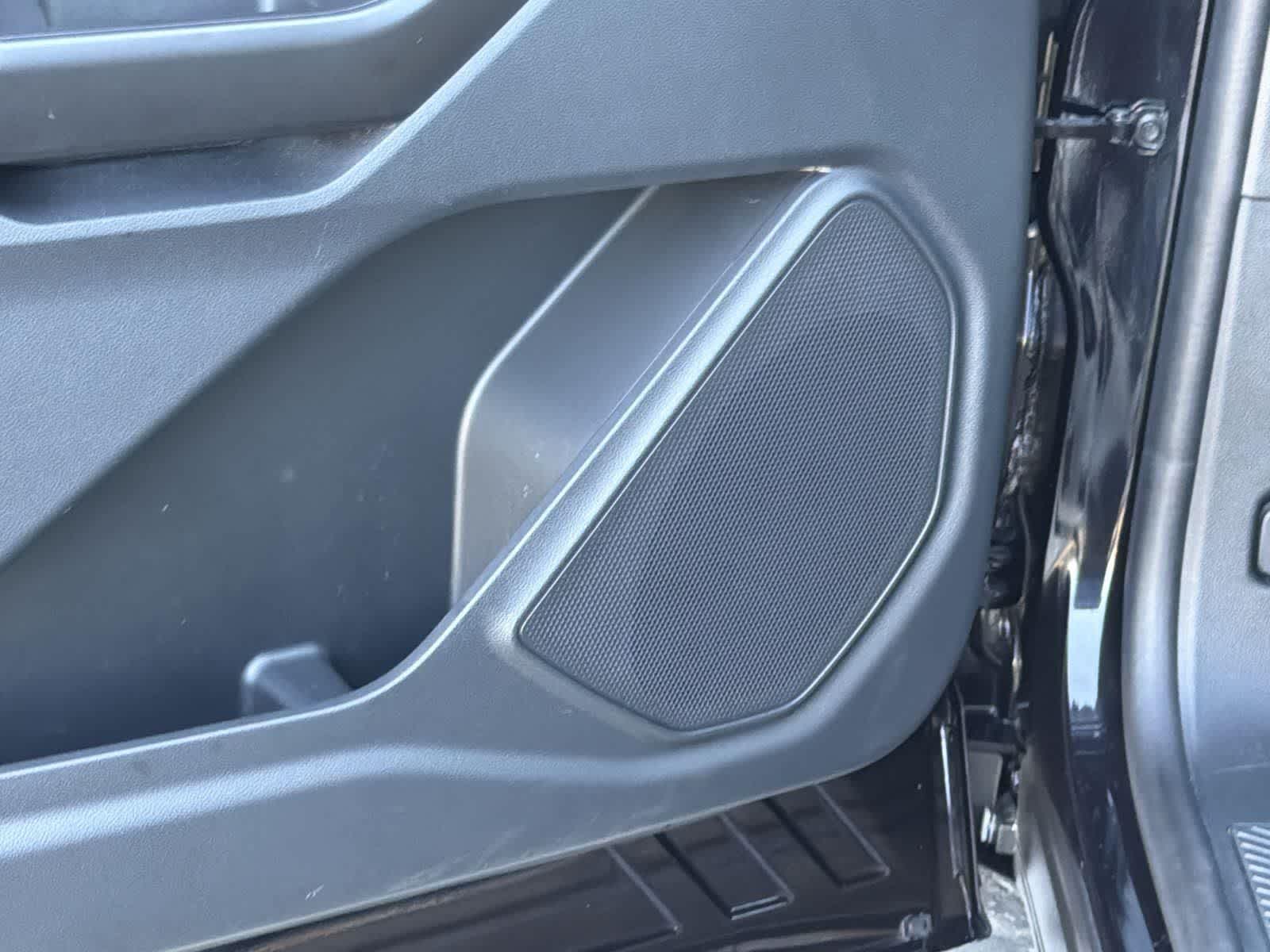 Thumbnail: 2021 Ford Explorer - 22