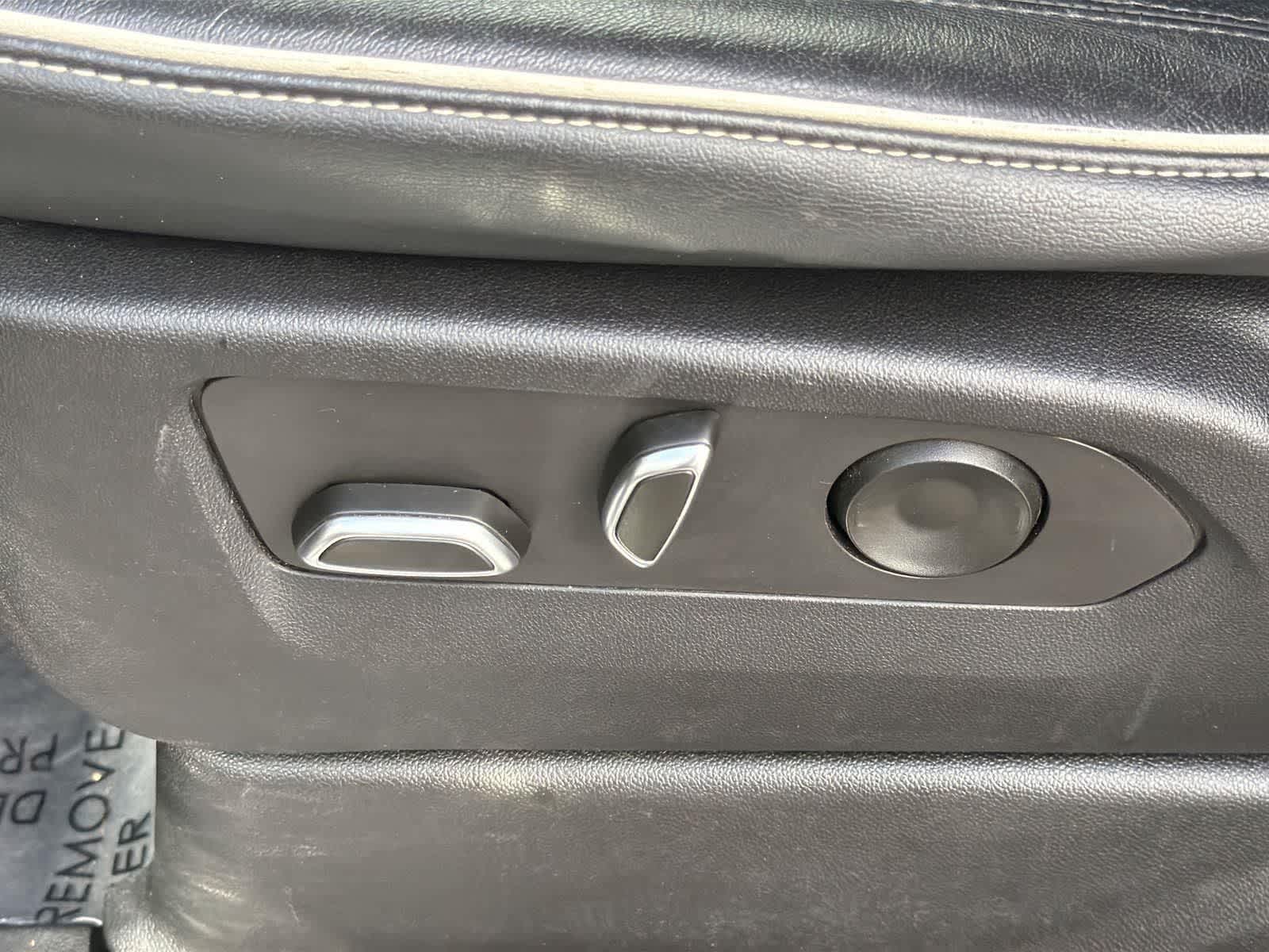 Thumbnail: 2023 Cadillac Escalade - 27