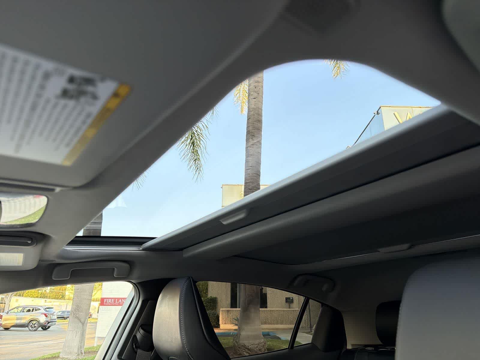 Thumbnail: 2024 Toyota Prius - 10