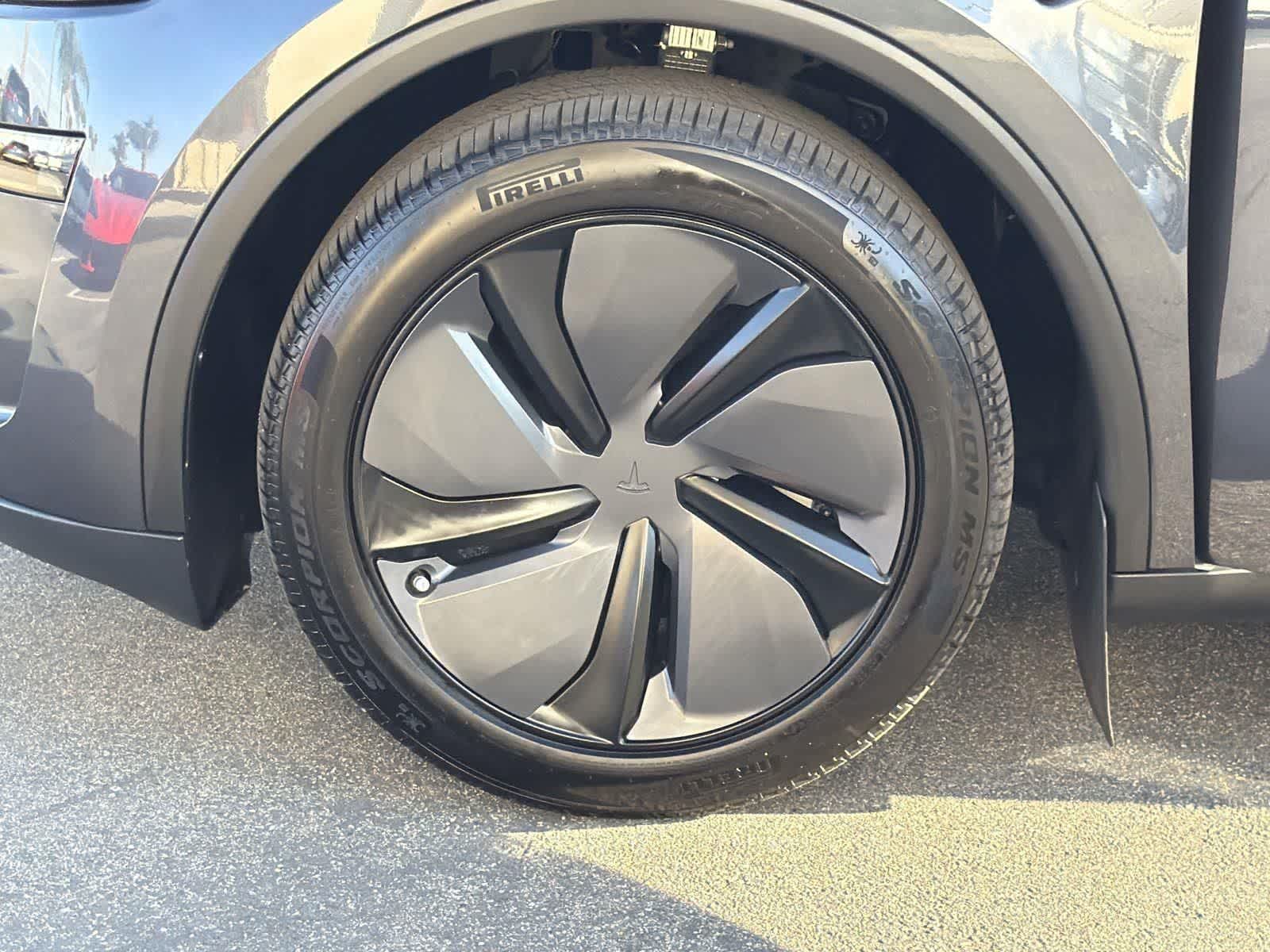 Thumbnail: 2026 Tesla Model Y - 38