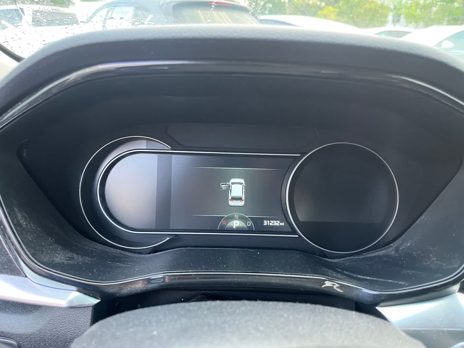 Thumbnail: 2020 Kia Niro - 8