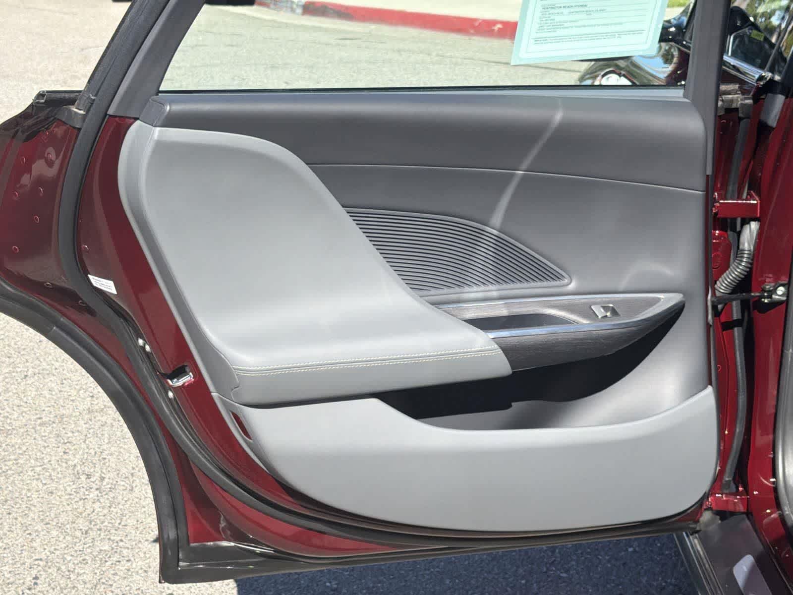 Thumbnail: 2024 Lucid Air - 28