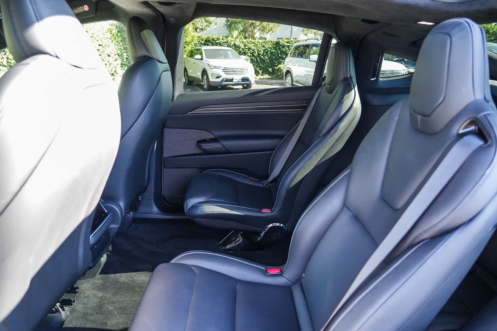 Thumbnail: 2023 Tesla Model X - 18