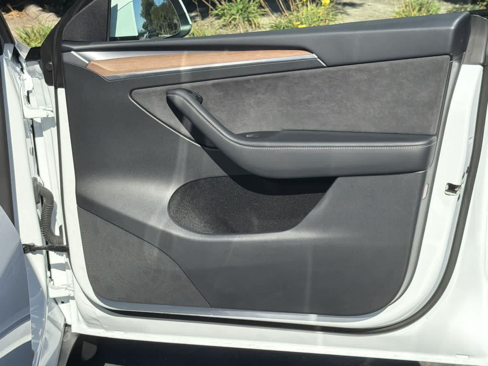 Thumbnail: 2023 Tesla Model Y - 33