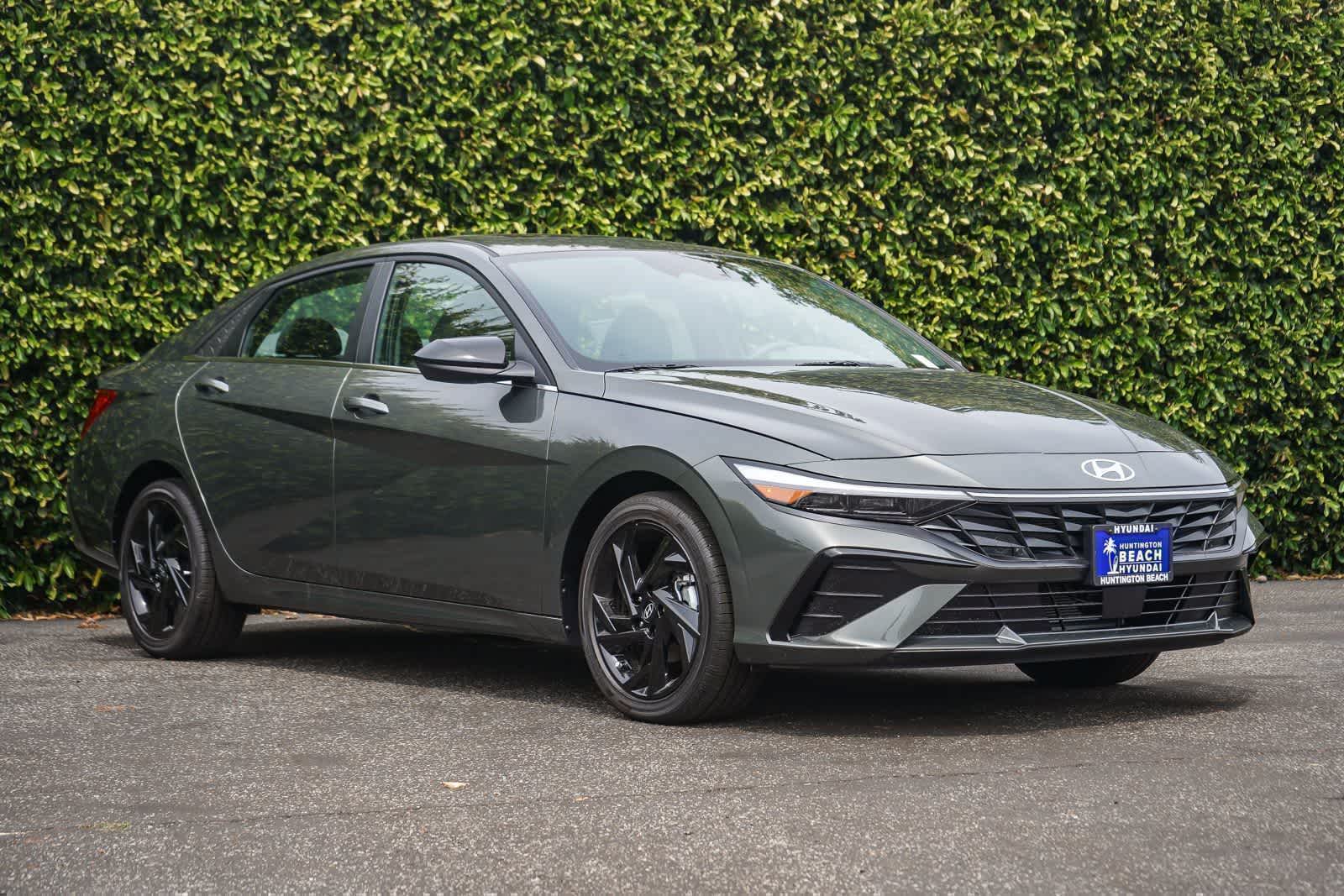 Thumbnail: 2026 Hyundai Elantra - 3