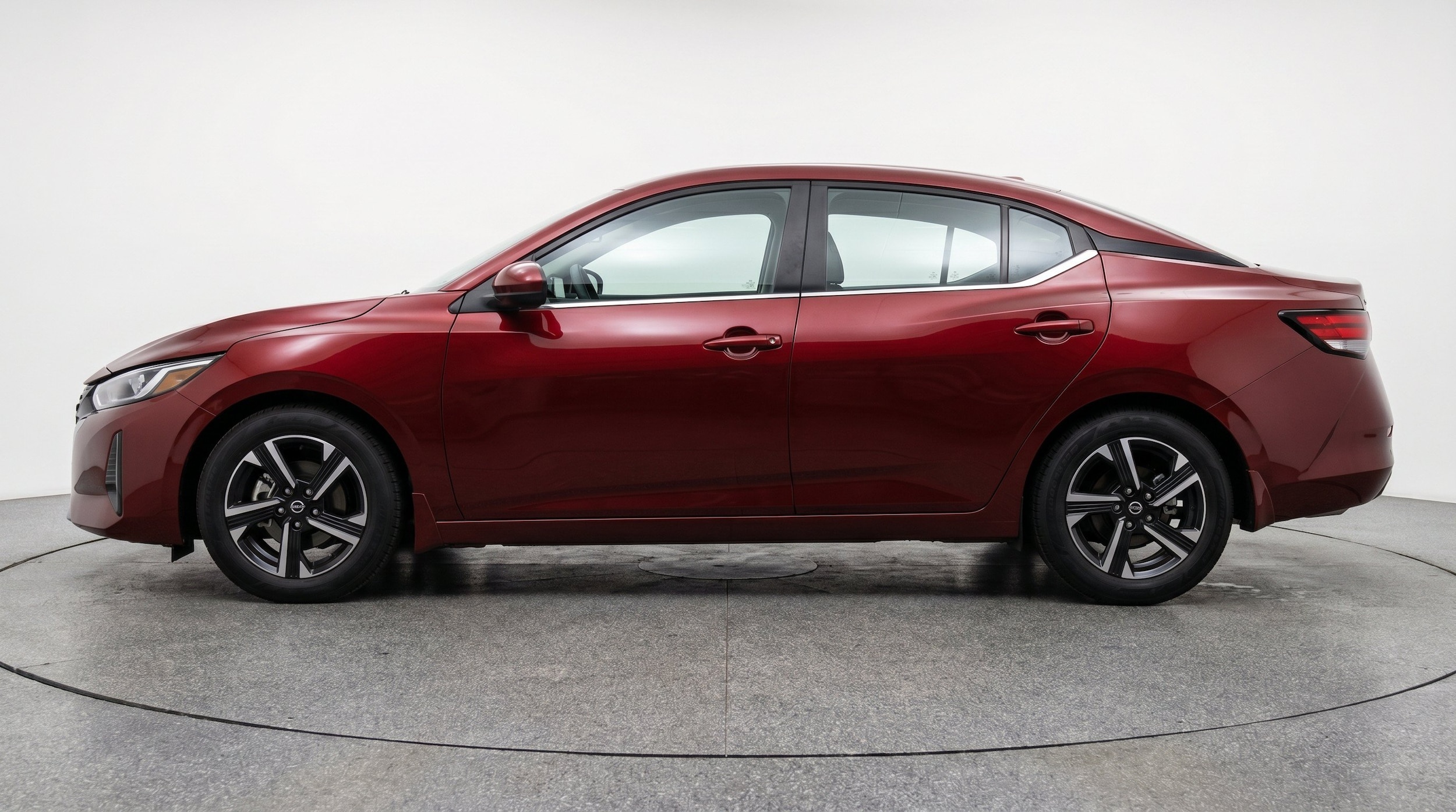 Thumbnail: 2025 Nissan Sentra - 5