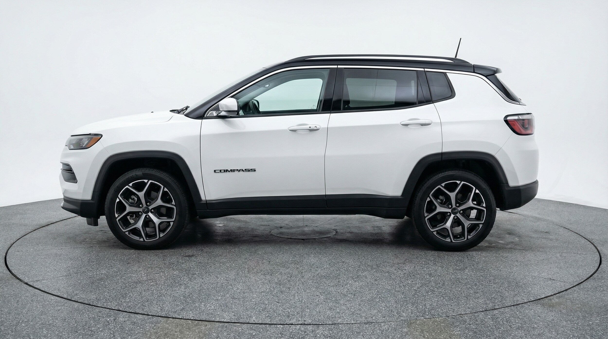 Thumbnail: 2025 Jeep Compass - 4