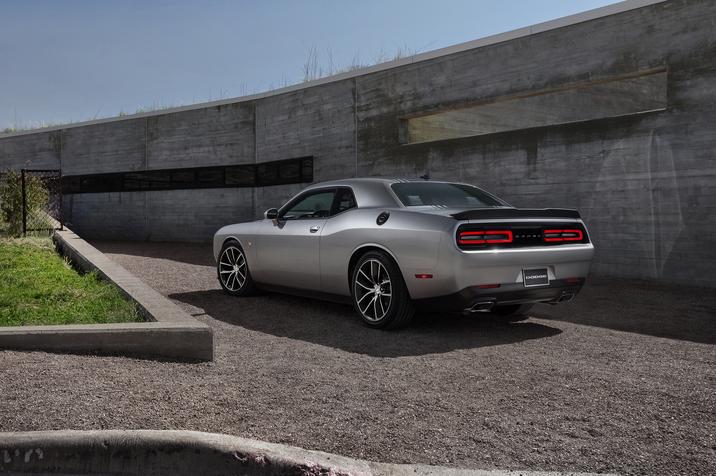 2018 Dodge Challenger 392 HEMI Scat Pack Shaker Rear Silver Exterior 2018 Dodge Challenger 392 HEMI Scat Pack Shaker Rear Silver Exterior