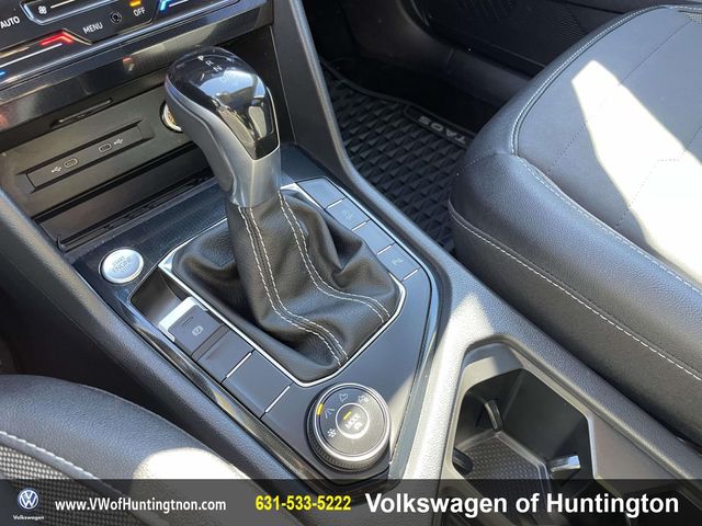 2025 Volkswagen Taos SE Black - Photo 28