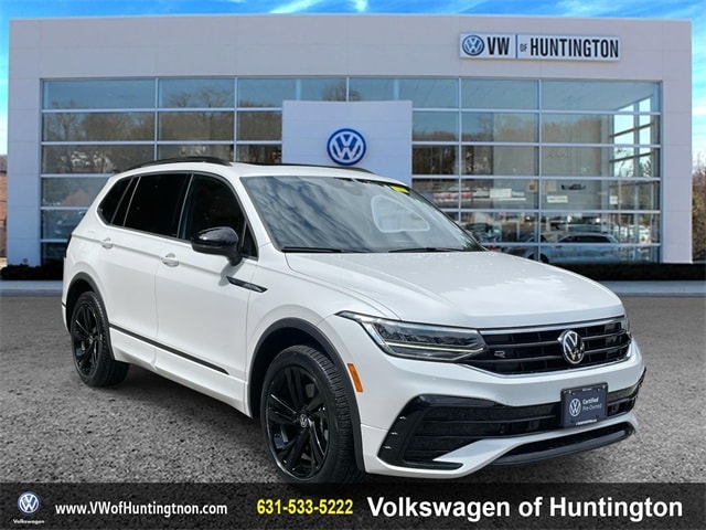 2023 Volkswagen Tiguan 2.0T SE R-Line Black